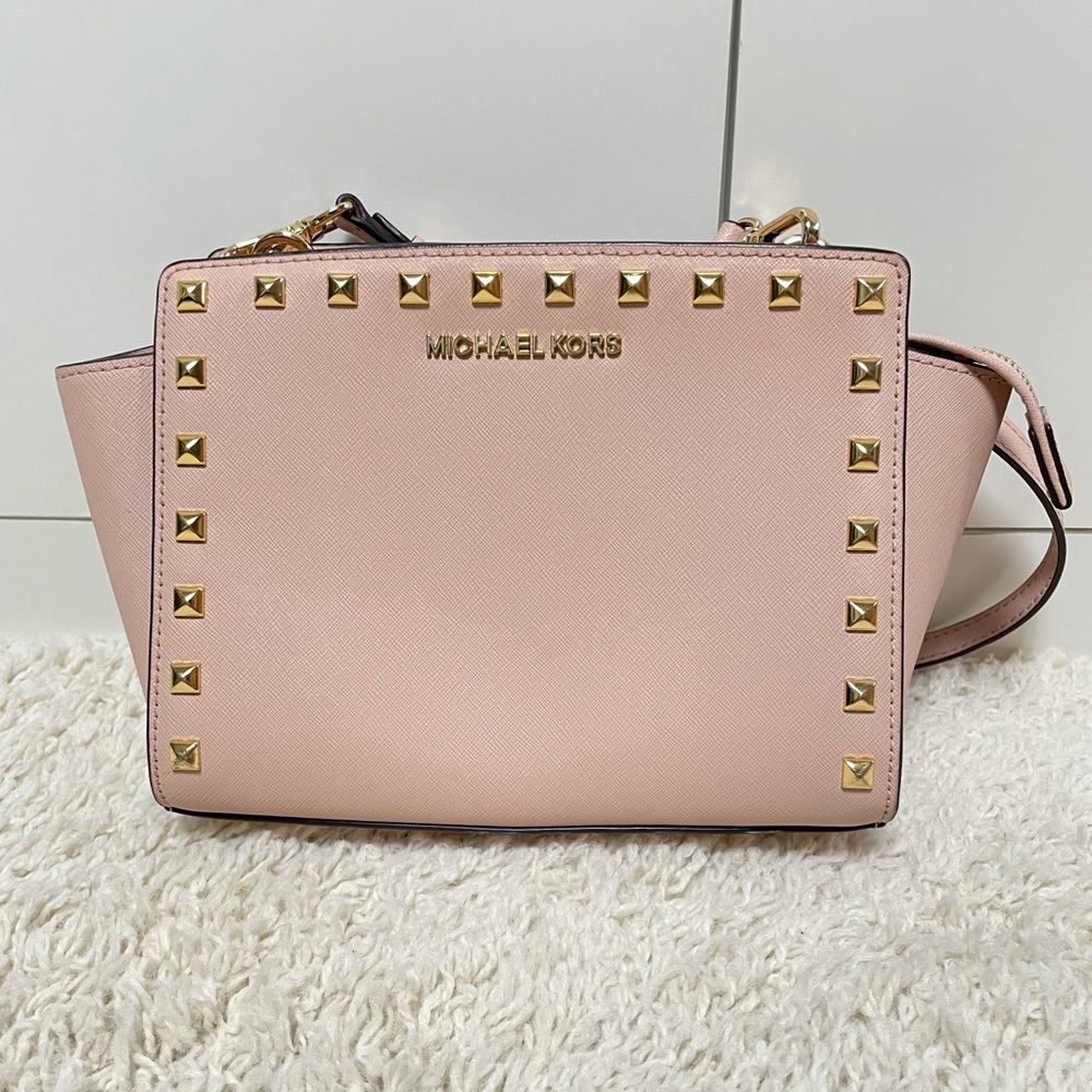 Michael Kors MK Women Crossbody bag, Pink Leather gold purse
